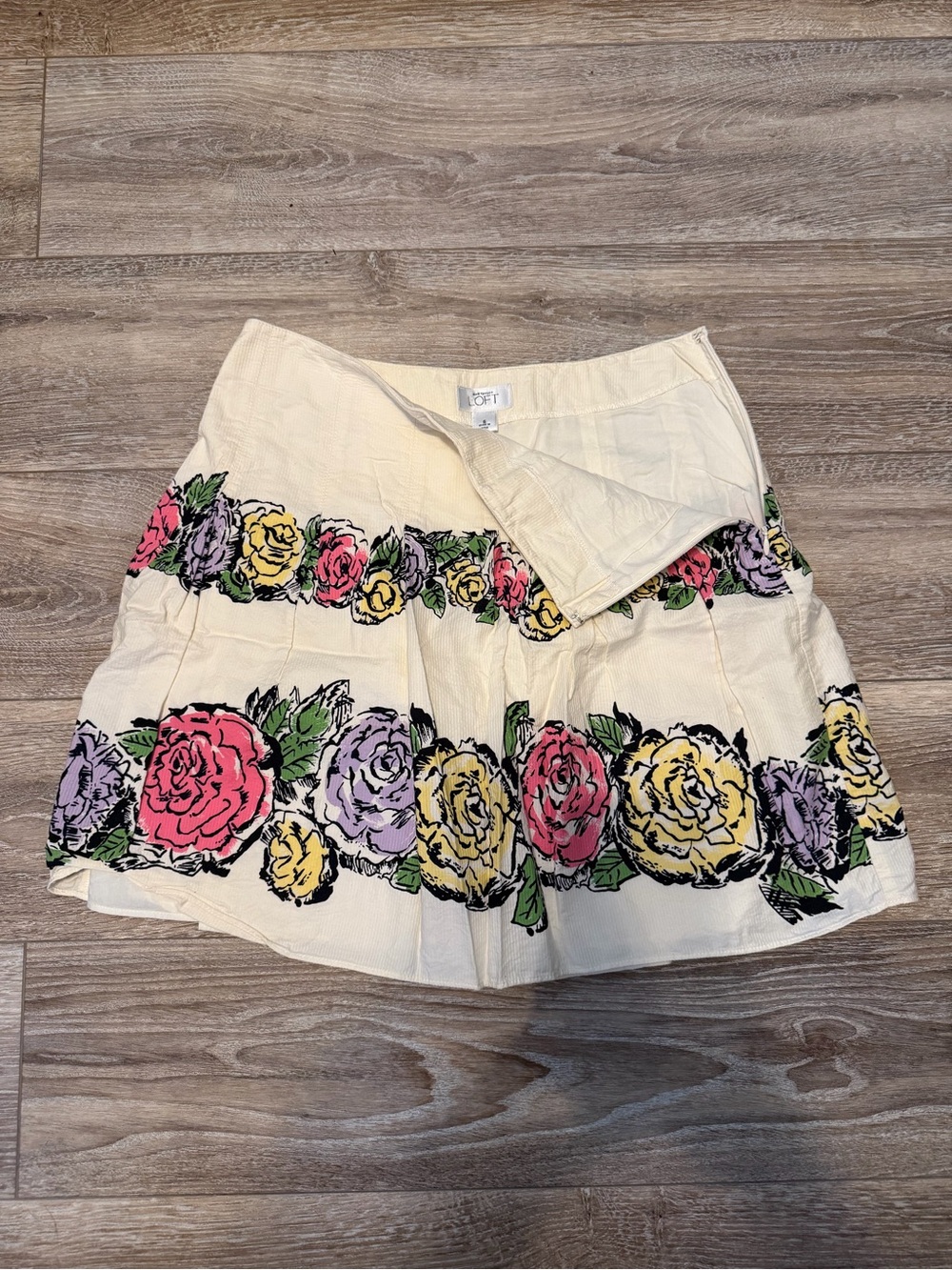 LOFT Cream Midi Skirt with Pink, Yellow & Lavender Rose Border